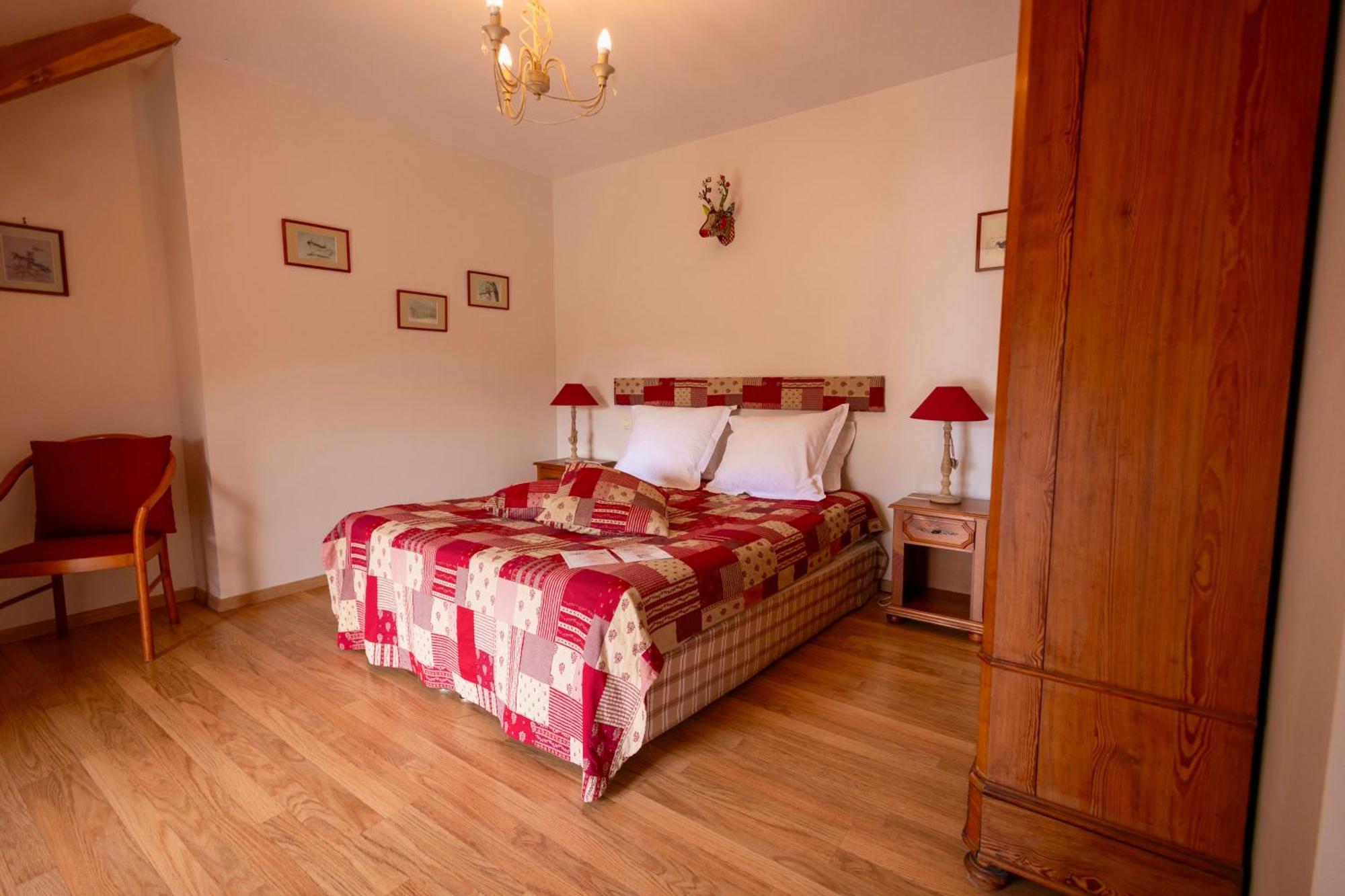 Bed and Breakfast Ferme De Marpalu La Ferte-Saint-Cyr Екстер'єр фото