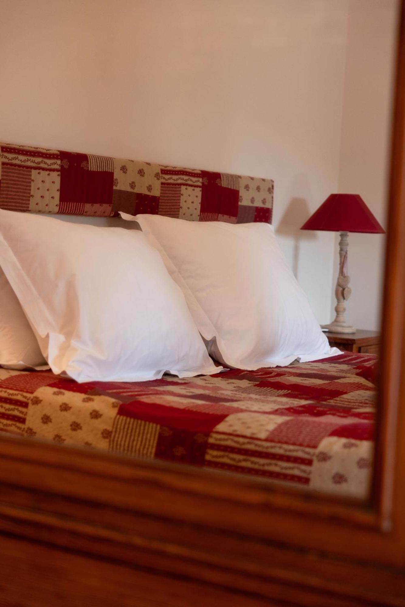 Bed and Breakfast Ferme De Marpalu La Ferte-Saint-Cyr Екстер'єр фото